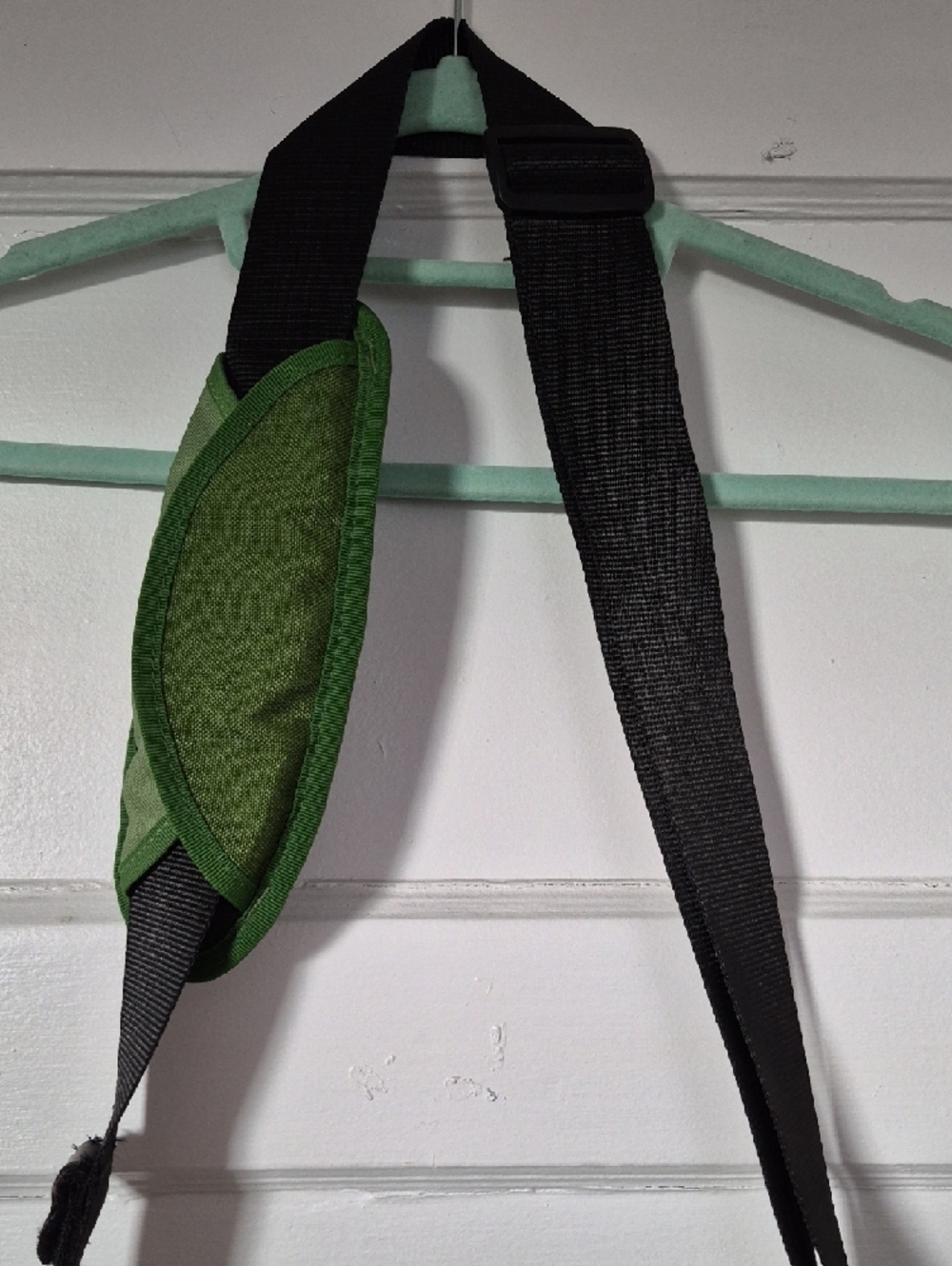 Crumpler The Luncheon Olive Green Canvas Messenger Computer Laptop Bag - Picture 7 of 13